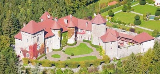 Château de Thorens-Glières, demeure historique de Saint François de Sales et du comte de Cavour